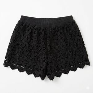 Casting LA Boho Black Crochet Floral Lace Shorty Shorts Festival Scalloped Med